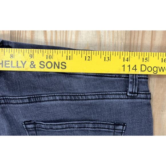 Umgee Cropped Flare Jeans Raw Hem Charcoal Wash Size 28 - Picture 6 of 7